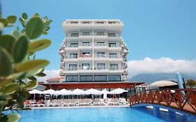Sey Beach Hotel & Spa